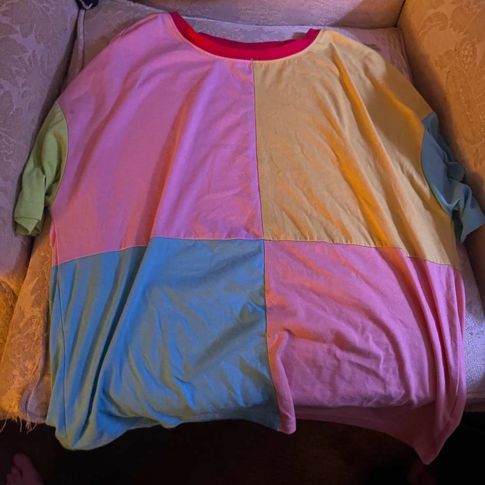 color block tee